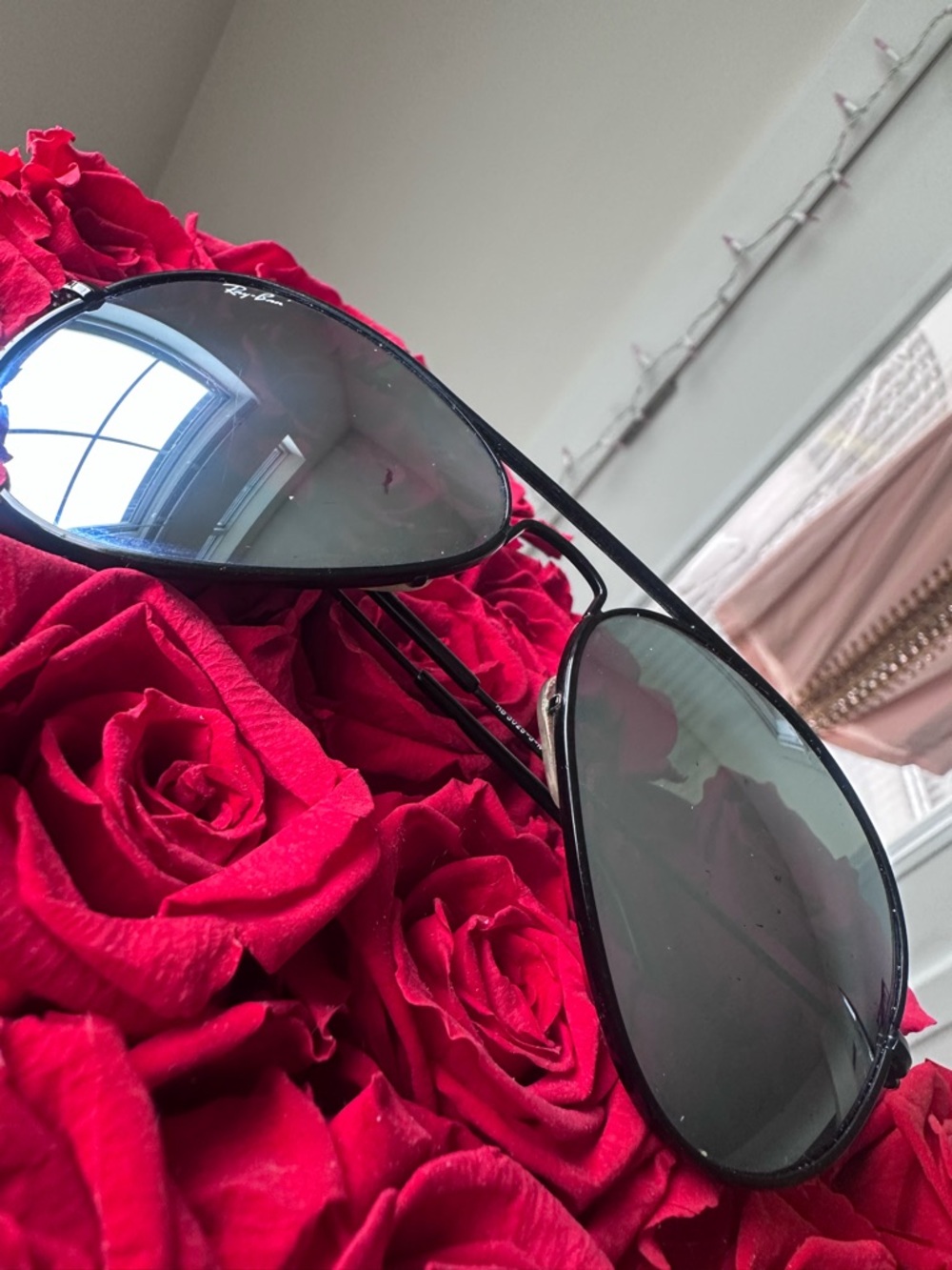 Ray-Ban Black Aviator Sunglasses with Dark Gray Lenses - Picture 7 of 10